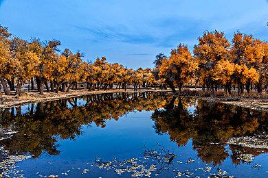 损毁系爽快卡牌战斗RPG《天穹卡牌录》公布